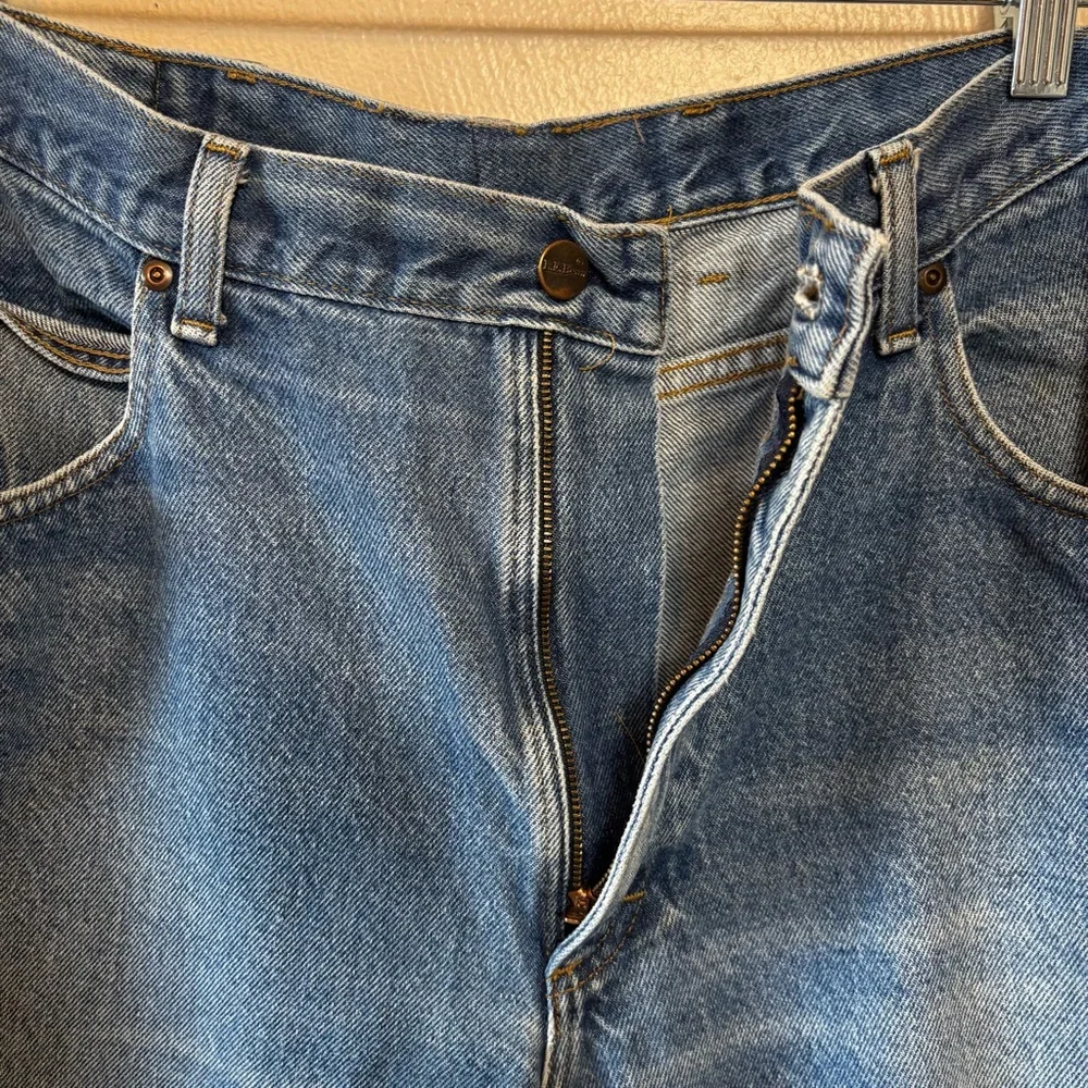 L.L.Bean Mens Jeans Cotton Made in USA Pockets Blue 36x30 Small Stain
